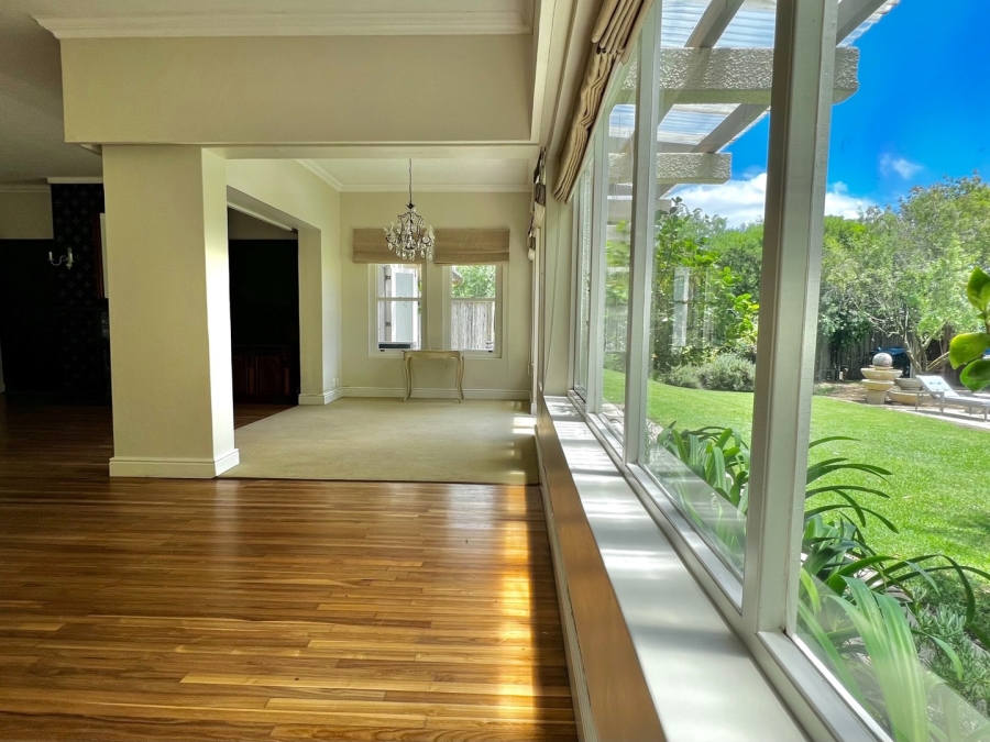 8 Bedroom Property for Sale in Raithby Western Cape